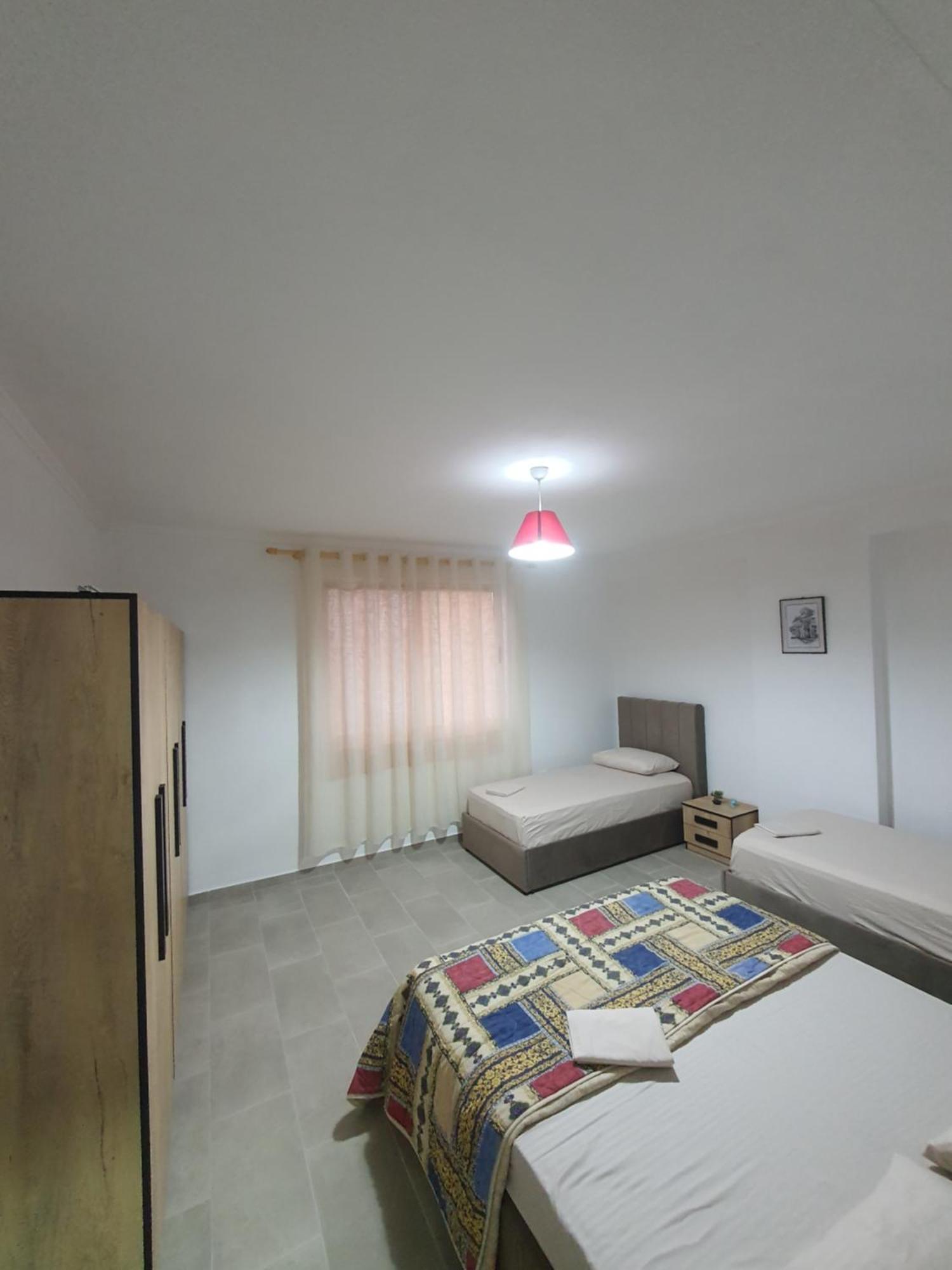 Kristi 3 Apartament